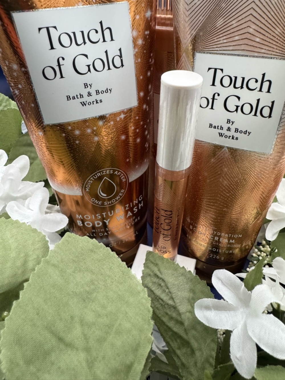 Bath & Body Works Touch of Gold Bath & Body Set - Gold